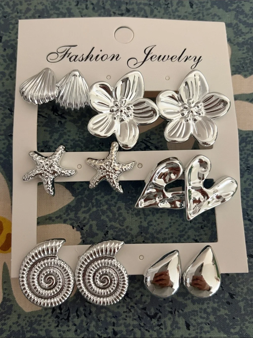 SHEIN Silver Ocean & Floral Earring Set - 6 Pairs - Picture 3 of 3